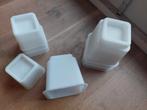 Klossen - bedverhogers of onder stoel, Ophalen, Zo goed als nieuw