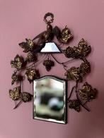 Frans messingkleurig spiegeltje met wijnranken en vogel, Antiek en Kunst, Ophalen of Verzenden