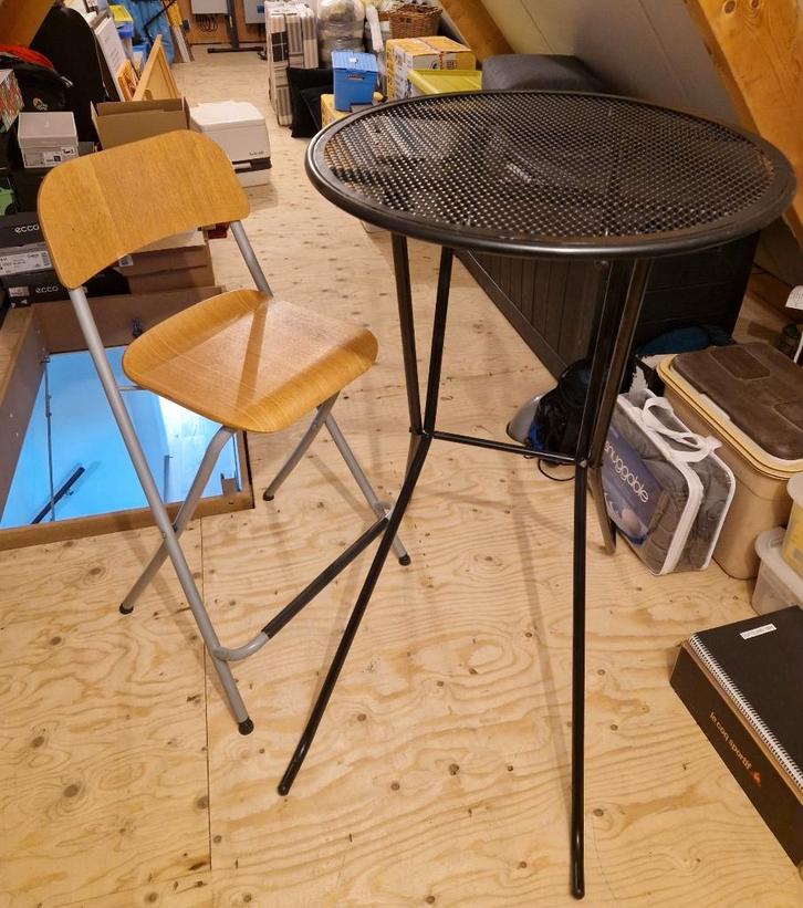 2 inklapbare statafels met 5 inklapbare stoelen, Huis en Inrichting, Tafels | Statafels, Ophalen