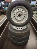 Voorraad opruiming: Banden 155/80R13 84N met velg 4x100, Ophalen, Nieuw