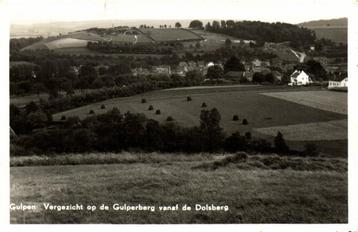 Gulpen - Vergezicht op de Gulperberg vanaf de Dolsberg - 195 beschikbaar voor biedingen