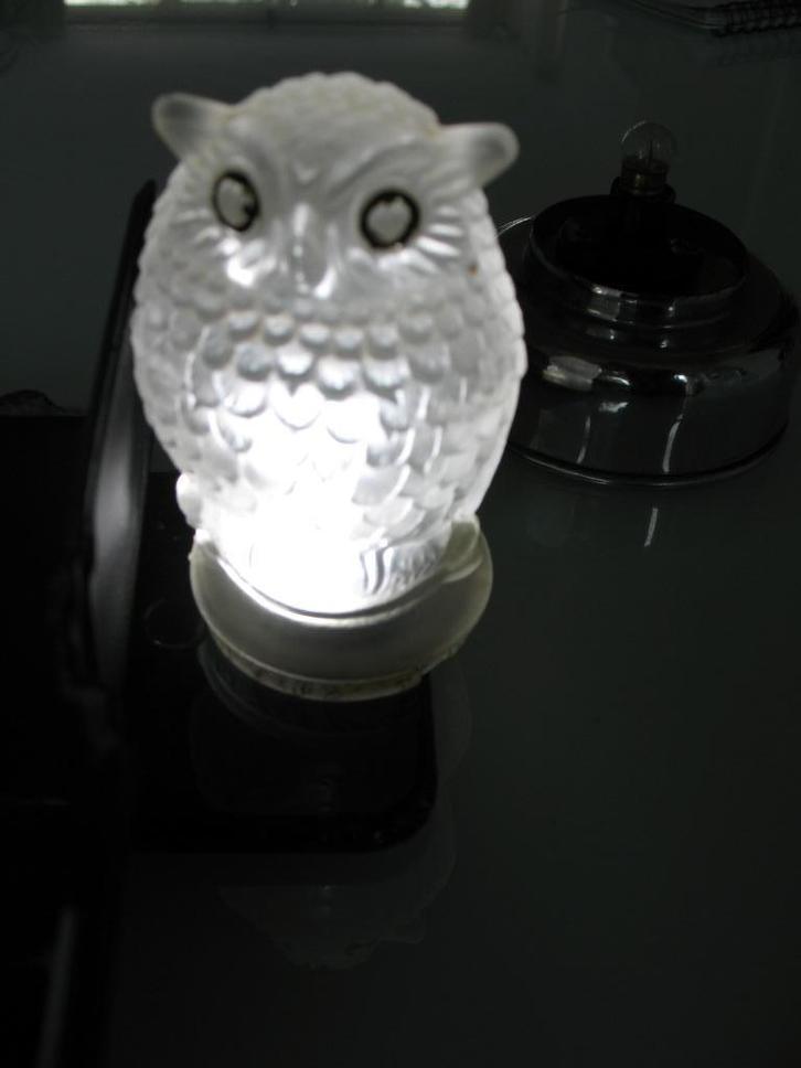 Zeldzaam Pifco Uil nachtlampje uit de jaren 30, Antiek en Kunst, Antiek | Glas en Kristal, Ophalen of Verzenden