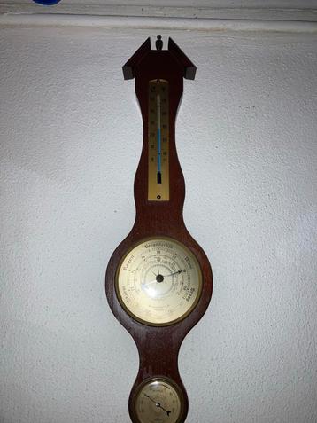 Antieke Barometer met Thermometer beschikbaar voor biedingen