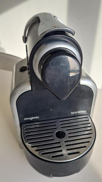 Magimix M100 Automatic Grijs lekt een beetje onderdelen of ? beschikbaar voor biedingen