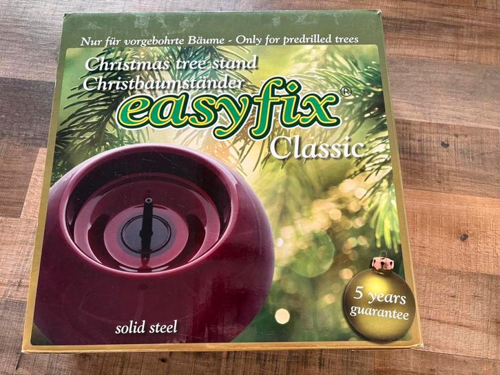 Nette rode standaard / houder Easyfix echte kerstboom, Diversen, Kerst, Zo goed als nieuw, Ophalen of Verzenden