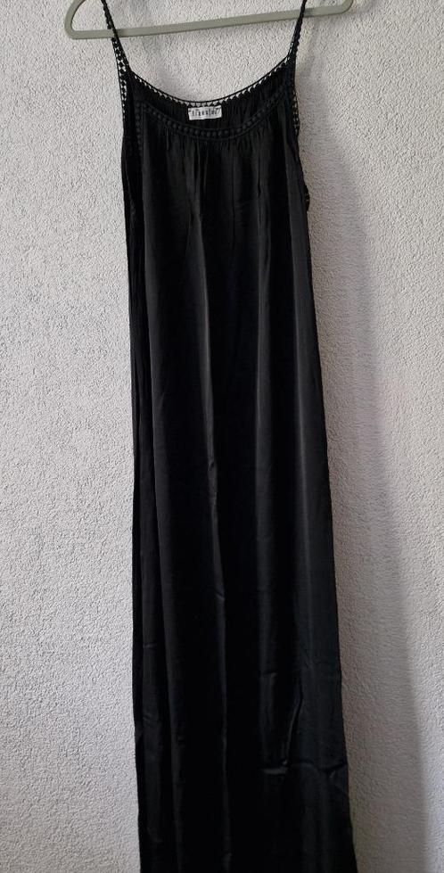 Transfer satijn achtige stof lange jurk Maat xl, Kleding | Dames, Jurken, Nieuw, Maat 46/48 (XL) of groter, Zwart, Verzenden