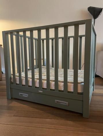 TWF Lieke Box met Lade, Matras & Deken beschikbaar voor biedingen