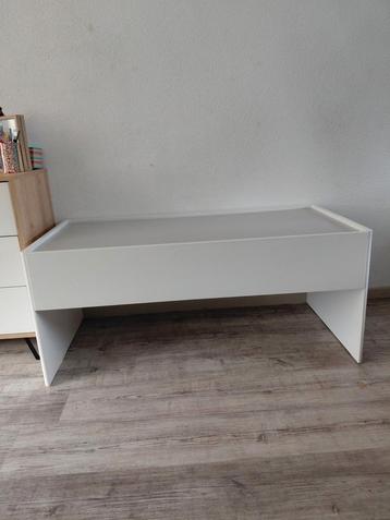 Ikea dundra Kindertafel / Speeltafel beschikbaar voor biedingen