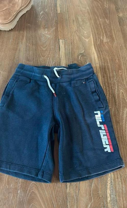 Te koop Tommy korte broek, Kinderen en Baby's, Kinderkleding | Maat 116, Gebruikt, Jongen, Broek, Ophalen of Verzenden