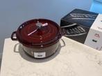 Staub la cocotte 26 cm Grenadine NIEUW nooit gebruikt, Keramische plaat, Nieuw, Koekenpan of Braadpan, Ophalen of Verzenden