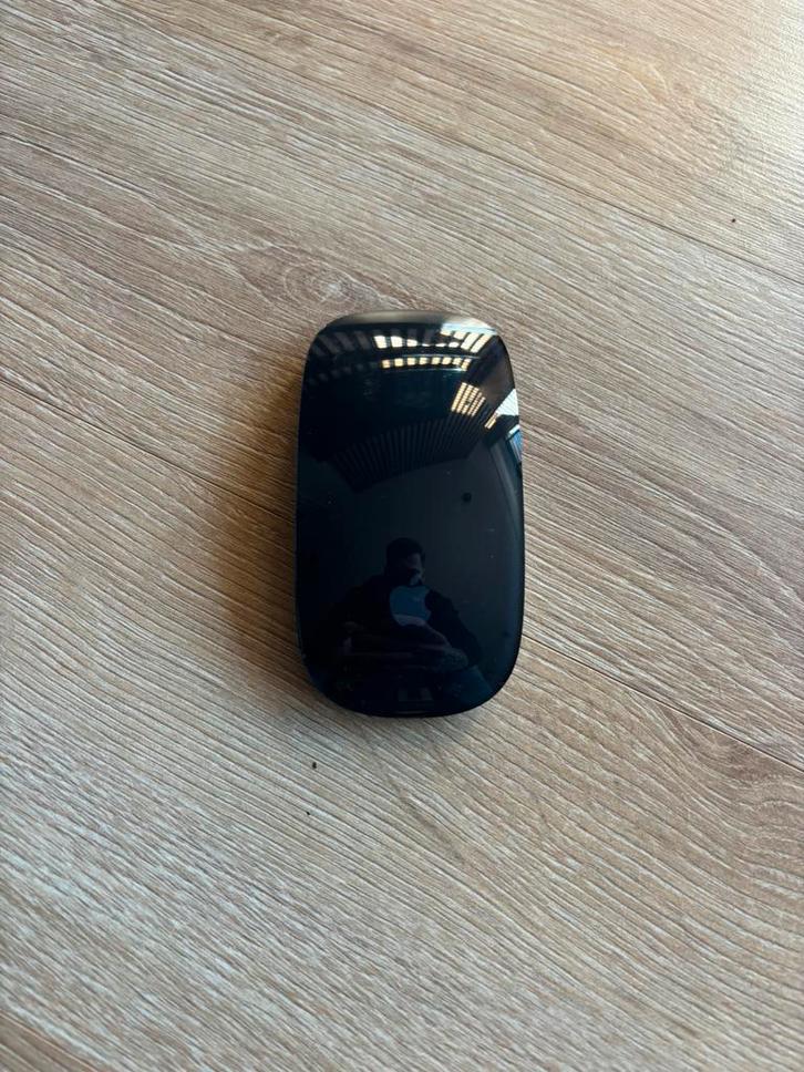 Apple magic mouse 2, Computers en Software, Muizen, Zo goed als nieuw, Ophalen of Verzenden