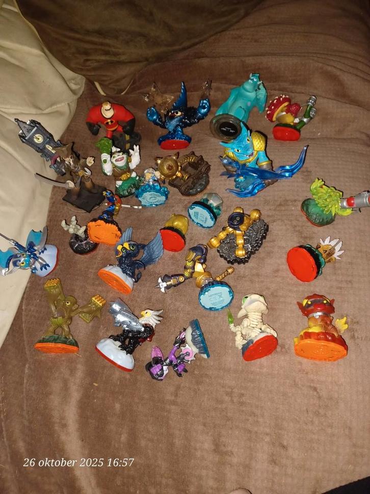 25x skylander poppetjes 25 €, Verzamelen, Poppetjes en Figuurtjes, Ophalen of Verzenden