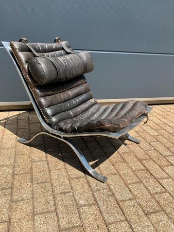 Arne Norell Ari lounge chair beschikbaar voor biedingen