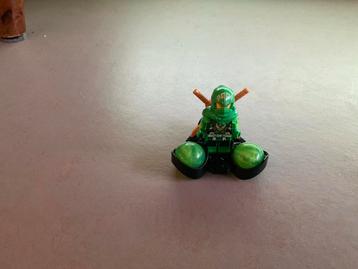 Lloyd (Ninjago) – komt met spinner, maar zonder DJ set beschikbaar voor biedingen
