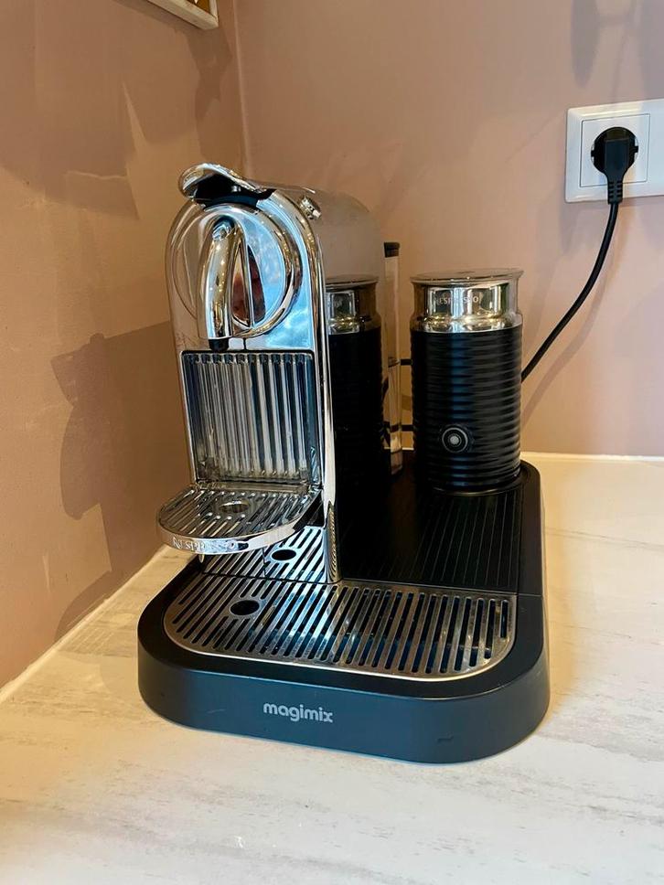Magimix CitiZ & Milk Nespresso - Opknapper/Donor, Witgoed en Apparatuur, Koffiezetapparaten, Gebruikt, Koffiepads en cups, Espresso apparaat