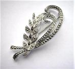 Sphinx broche zilverkleur met markasieten (7218-3270), Ophalen, Zo goed als nieuw, Zilver, Overige materialen