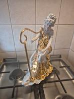 capodimonte vrouw met harp, Ophalen, Zo goed als nieuw, Figuurtje