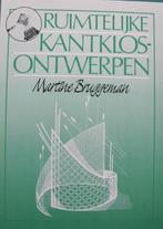 Ruimtelijke kantklos ontwerpen door Martine Bruggeman, Ophalen of Verzenden, Zo goed als nieuw, Patronen