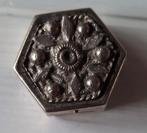 Pillendoosje antiek zilver, Antiek en Kunst, Antiek | Goud en Zilver, Ophalen of Verzenden, Zilver