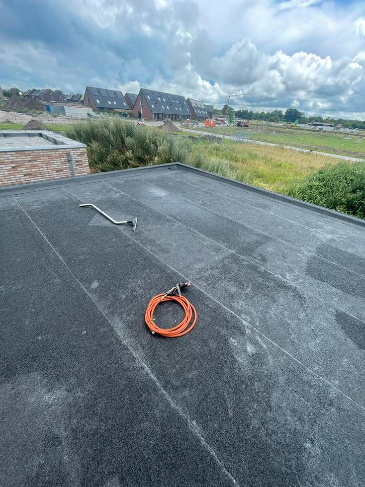 Dakdekker bitumen, Diensten en Vakmensen, Dakdekkers en Rietdekkers, Bitumineus