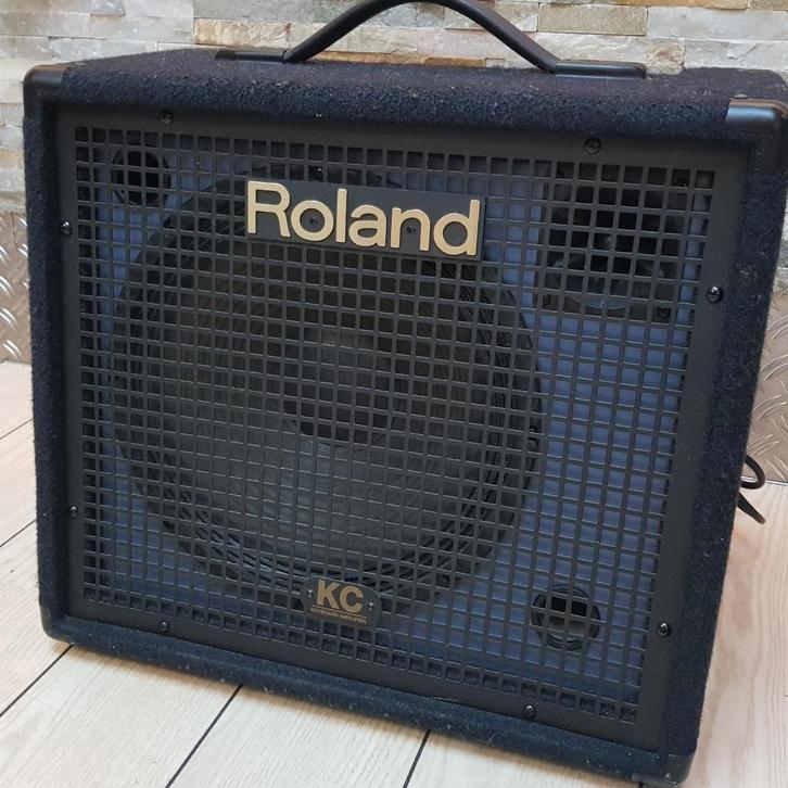 Roland KC-150 Keyboardversterker – In nette staat, Audio, Tv en Foto, Versterkers en Receivers, Zo goed als nieuw