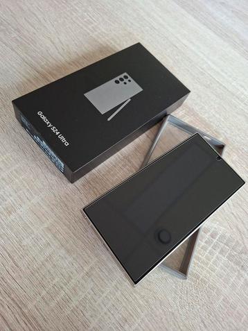 Samsung Galaxy S24 Ultra 512GB Titanium Grijs beschikbaar voor biedingen