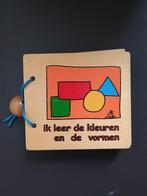 Houten kleuren en vormen boekje, Ophalen of Verzenden, Gebruikt, Overige typen