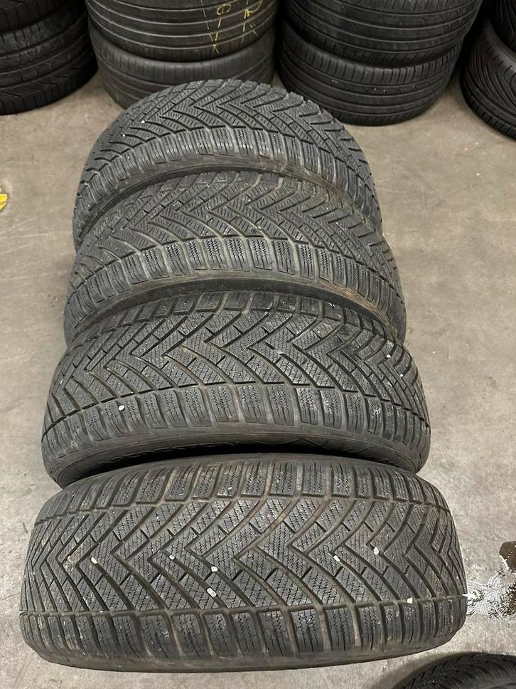 195 55 16 205 55 16 205 60 16 bijna nieuw a merk winterbande, Auto-onderdelen, Banden en Velgen, Band(en), Winterbanden, 16 inch