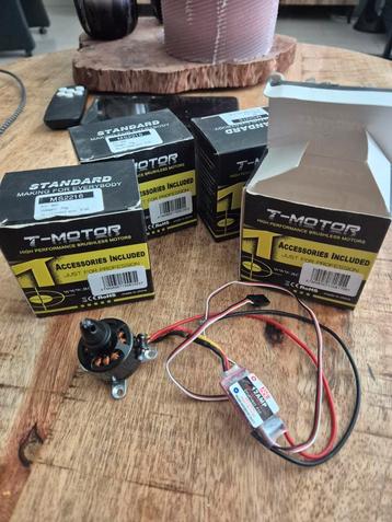 4x T-Motor MS2216 Drone Motoren + Regelaars - Nieuw beschikbaar voor biedingen