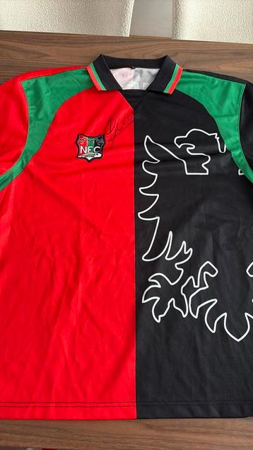 NEC fanshirt 2004 - met handtekening beschikbaar voor biedingen