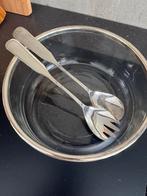 Salade schaal met verzilverde rand en bestek, Huis en Inrichting, Keuken | Servies, Ophalen, Gebruikt, Overige stijlen, Glas