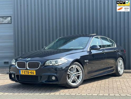 BMW 5-serie 528i High Executive M Pakket / Pano, Auto's, BMW, Bedrijf, Te koop, 5-Serie, ABS, Adaptive Cruise Control, Airbags