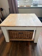 Salontafel hout met mand, Huis en Inrichting, Tafels | Salontafels, Ophalen, 50 tot 100 cm, 50 tot 100 cm, Zo goed als nieuw