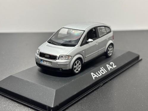Modelauto Audi A2 zilver 1/43, Hobby en Vrije tijd, Modelauto's | 1:43, Zo goed als nieuw, Auto, MiniChamps, Ophalen of Verzenden