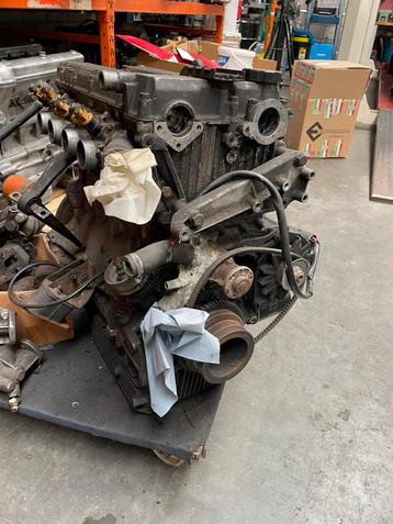 Alfa Romeo twinspark 8v motor beschikbaar voor biedingen