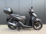 Honda SH 300i Motorscooter - 2020 - ABS - TC- Keyless, Scooter, 300 cc, Minimaal motorrijbewijs A2, 1 cilinder