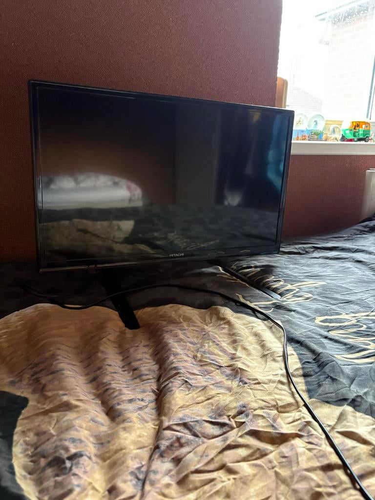 Hitachi 24 inch HD Ready TV met afstandsbediening, Audio, Tv en Foto, Televisies, Ophalen, 50 Hz, HD Ready (720p), 40 tot 60 cm