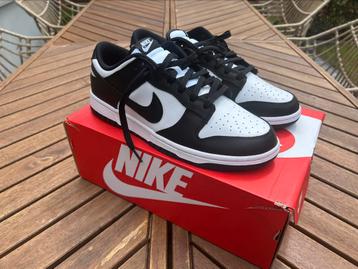 Nike Dunk low panda (mt 44,5 / NIEUW) beschikbaar voor biedingen