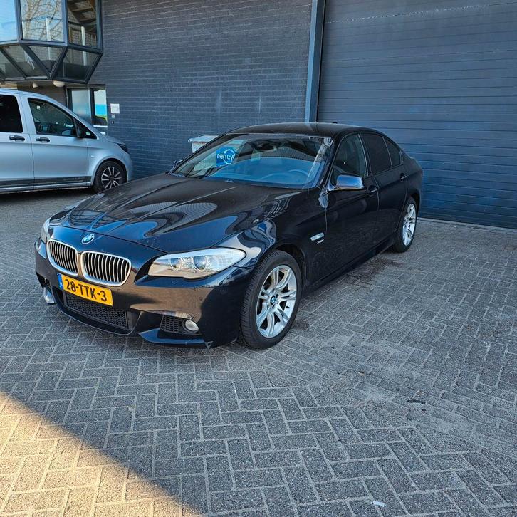 BMW 5-Serie 530d Xdrive 258pk Aut. 2012 Zwart, Auto's, BMW, Bedrijf, 5-Serie, Diesel, C, Sedan, Automaat, Origineel Nederlands