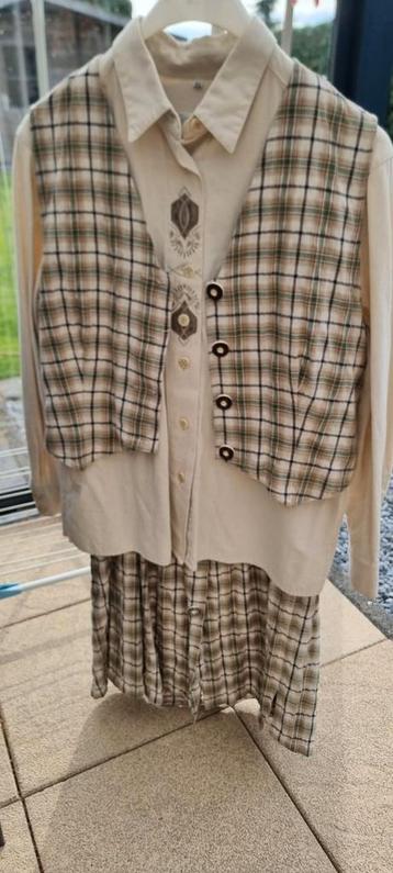 Antiekgerei jachtkleding dames beschikbaar voor biedingen