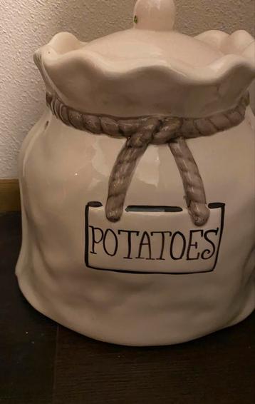 Aardappelpot - Keramiek beschikbaar voor biedingen
