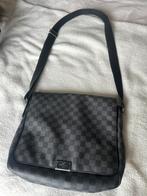 Louis vuitton messenger bag, Sieraden, Tassen en Uiterlijk, Tassen | Schoudertassen, Ophalen, Gebruikt, Leonardo@hotmail.com, Louis