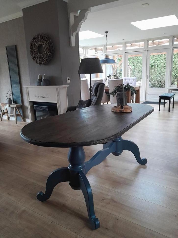 Ovalen eettafel met kolompoot, Huis en Inrichting, Tafels | Eettafels, Zo goed als nieuw, 50 tot 100 cm, 150 tot 200 cm, Vijf personen of meer