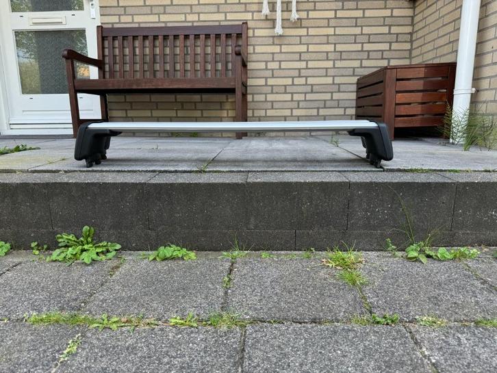 Originele BMW F40 dakdragers (2020–heden) – 1 Serie, Auto diversen, Dakdragers, Zo goed als nieuw, Ophalen of Verzenden