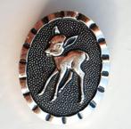 Metalen Broche/ clip hert. Bambi. Zilverkleurig., Ophalen of Verzenden, Zo goed als nieuw, Overige kleuren, Overige materialen