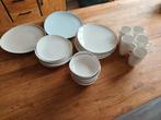 Intermezzo Servies - 10 Kopjes, Borden, Kommen, Huis en Inrichting, Keuken | Servies, Gebruikt, Keramiek, Ophalen of Verzenden