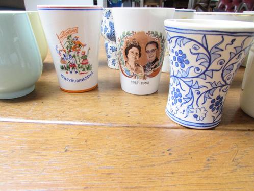 Bekers 16 stuks  o.a Kwatta Breda, Huis en Inrichting, Keuken | Servies, Gebruikt, Kop(pen) en/of Schotel(s), Overige stijlen