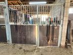 Voorwand paardenbox