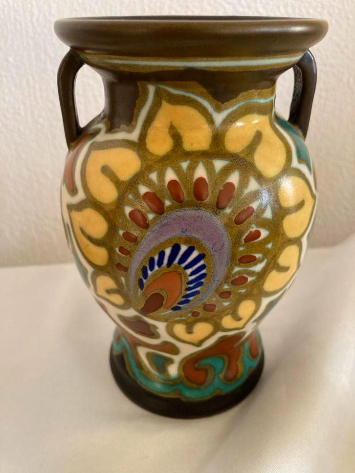 Ivora Gouds Plateel Vaasje Prinses 324, Antiek en Kunst, Antiek | Vazen, Ophalen of Verzenden