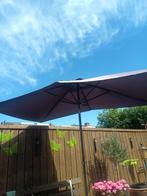 Halve parasol met voet ideaal op balkon, Ophalen, Gebruikt